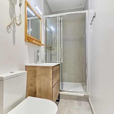 Rent A Room - Residence Meslay Paris Exterior photo