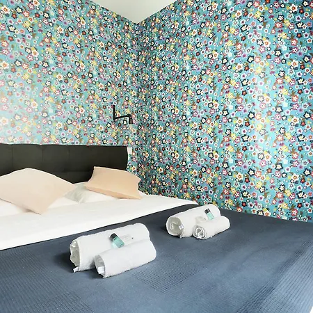 Rent A Room - Residence Meslay Paris Exterior photo