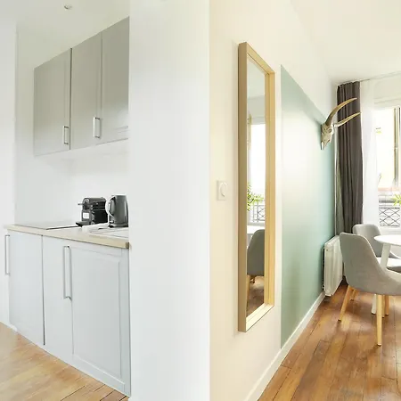 Rent A Room - Residence Meslay Paris Exterior photo