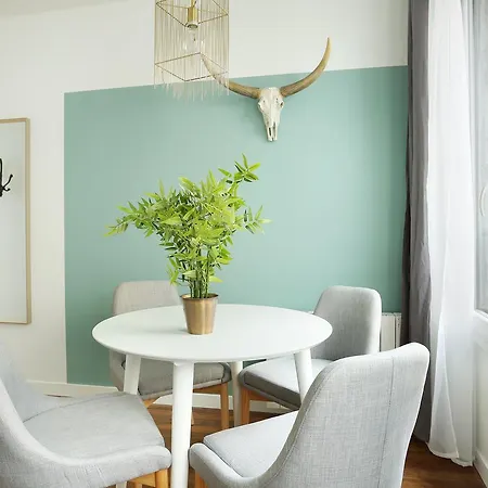 Rent A Room - Residence Meslay Paris Exterior photo