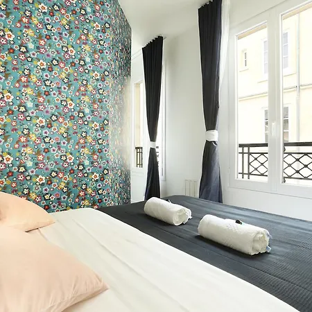 Rent A Room - Residence Meslay Paris Exterior photo