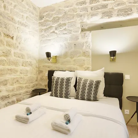 Rent A Room - Residence Meslay Paris Exterior photo