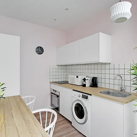 Rent A Room - Residence Meslay Paris Exterior photo