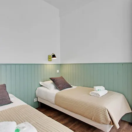 Rent A Room - Residence Meslay Paris Exterior photo